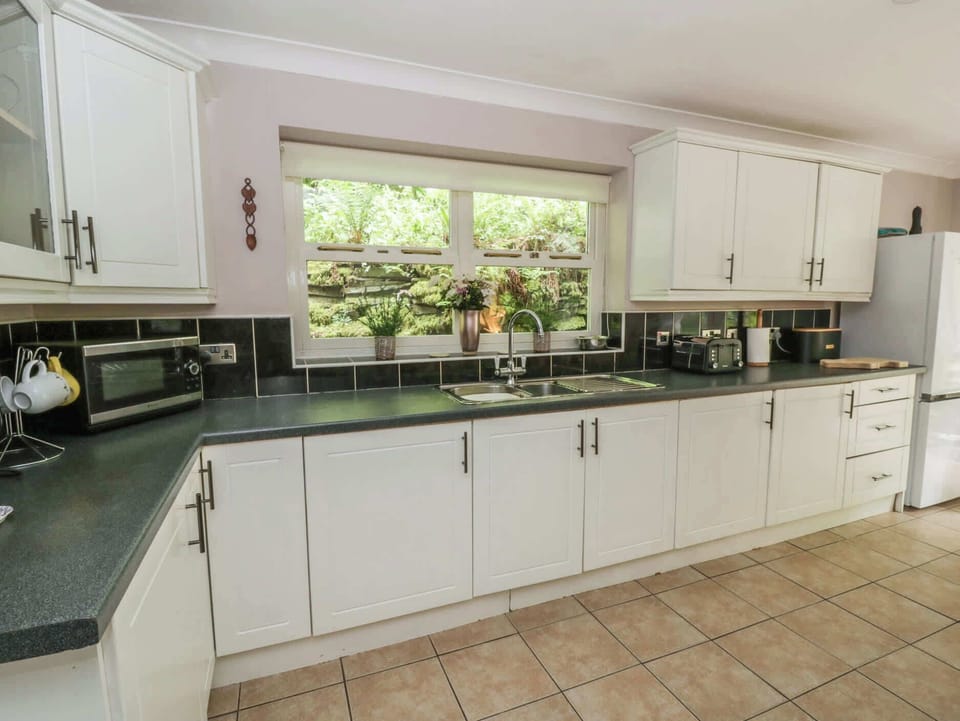 Teifi House