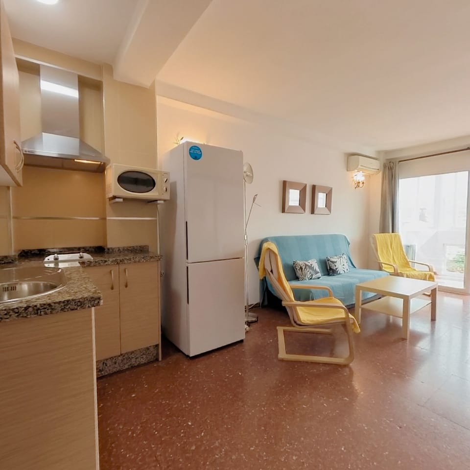 House | 1 bedroom