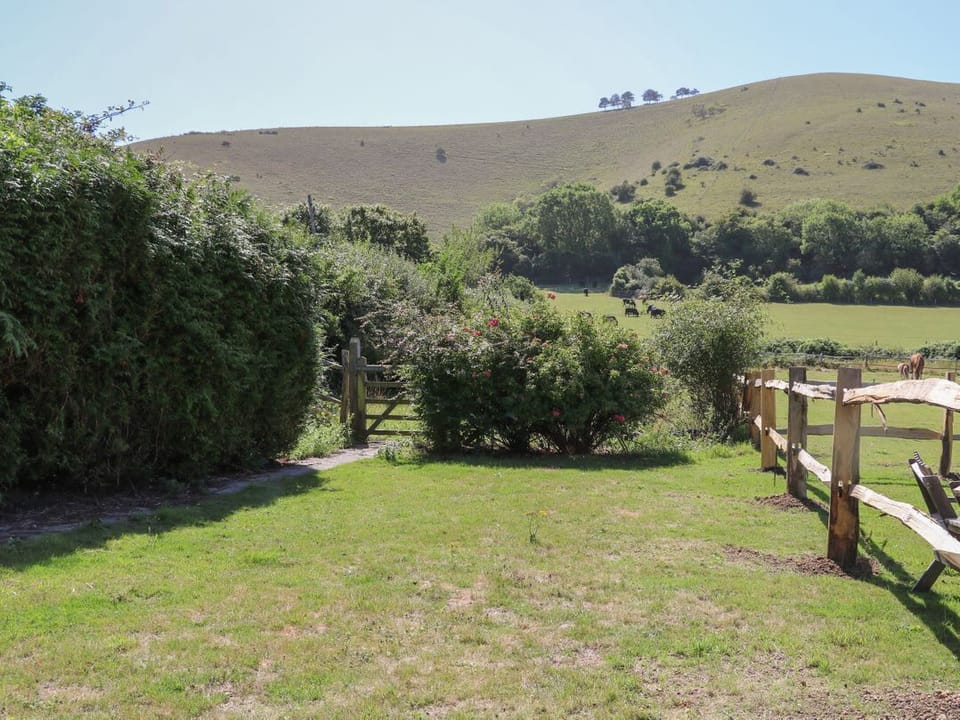 1 Paythorne Farm Cottages