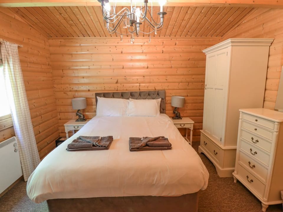 64 Acorn Lodge Kenwick Park