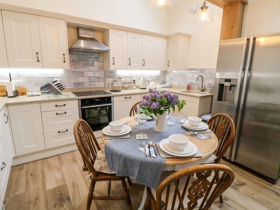 Churn Dash Cottage