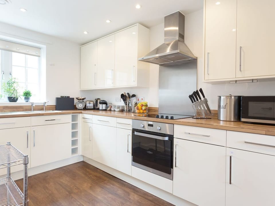 Tus Nua Cottage