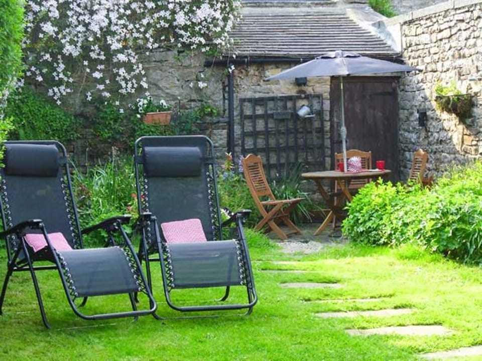Alpine Cottages No. 4