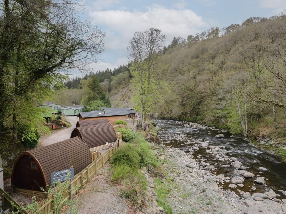 Canadian Cabin No 38