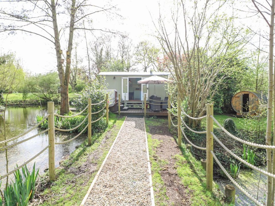 Damsel Shepherds Hut