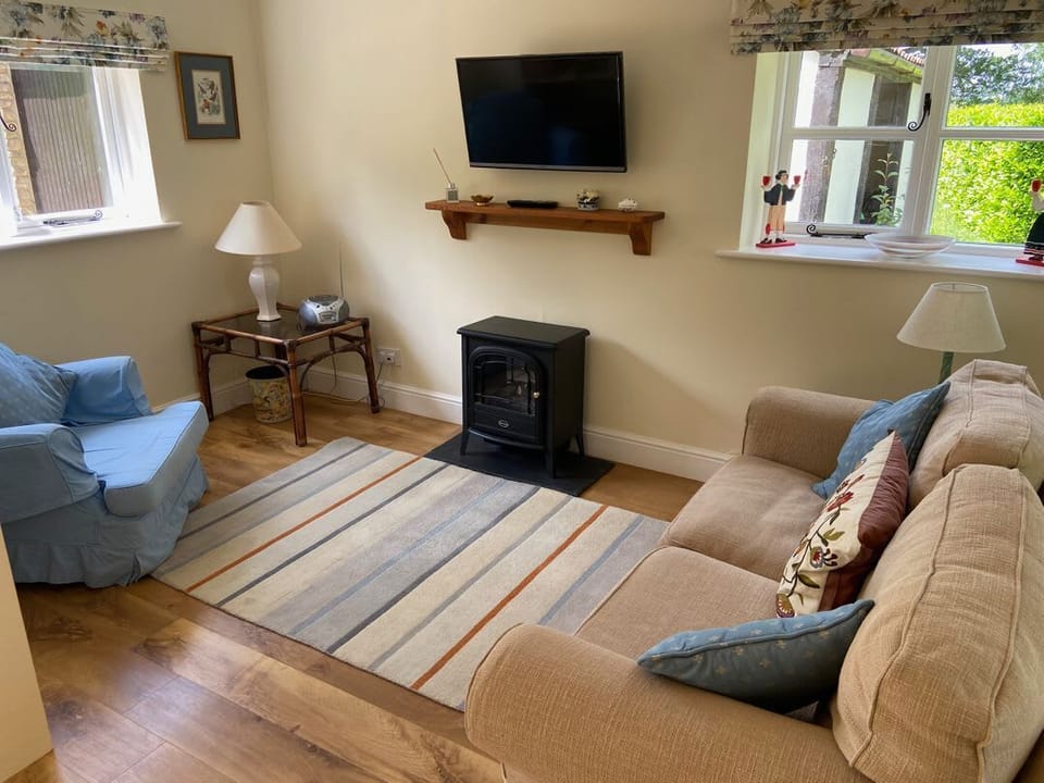 Oke Apple Cottage