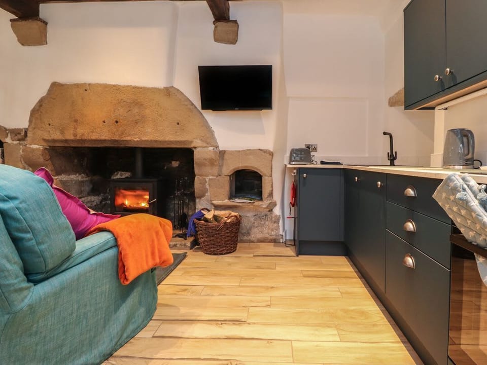 Pear Tree Cottage at Hey Farm