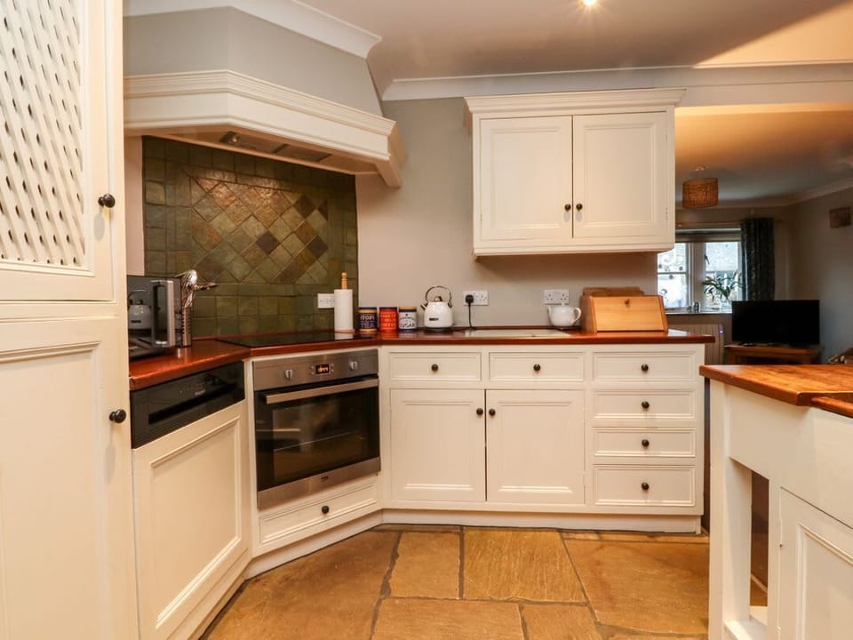 Woodside Cottage
