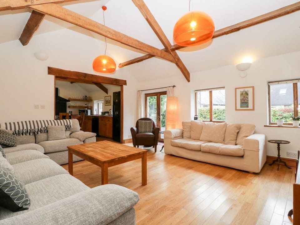 Mistletoe Cottage