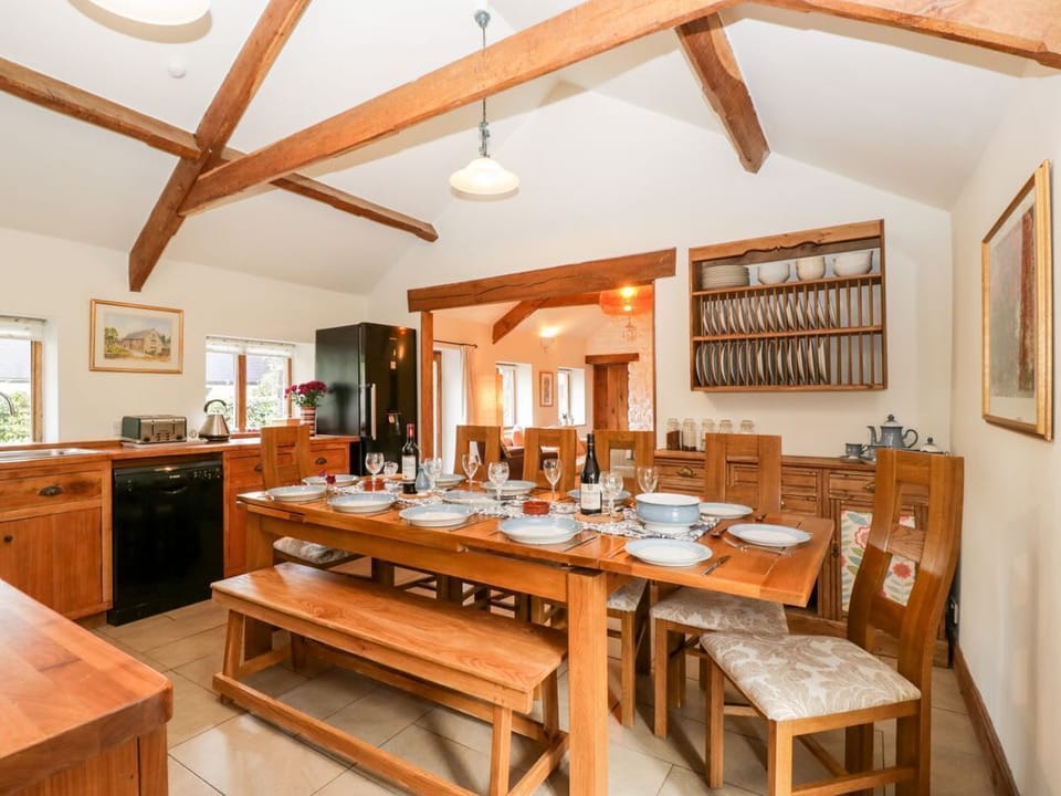 Mistletoe Cottage