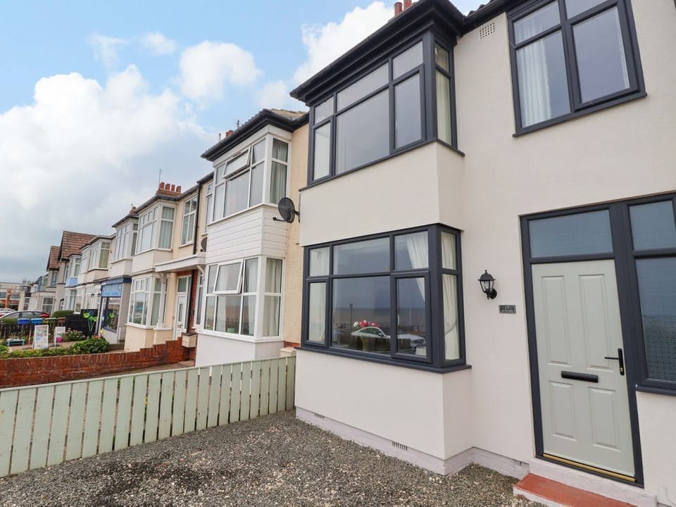 Sea View House