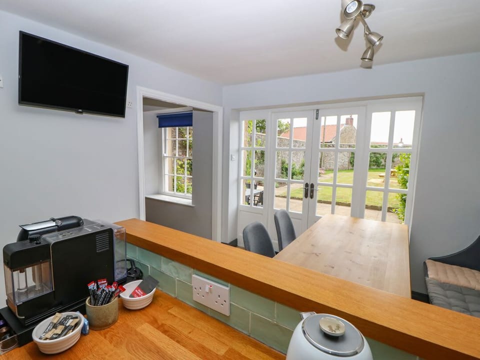 Hall Cottage