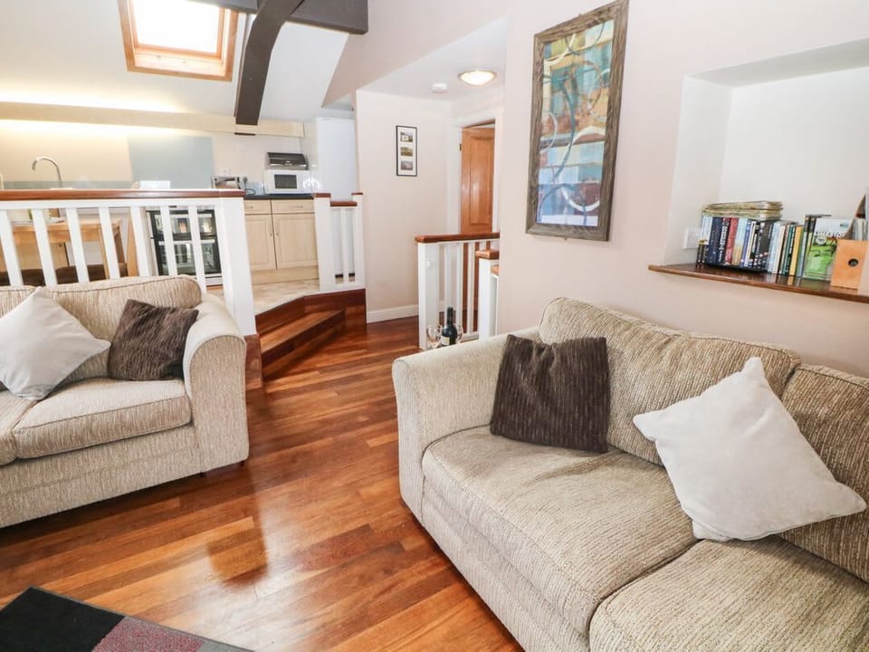 Horse Mill Lodge