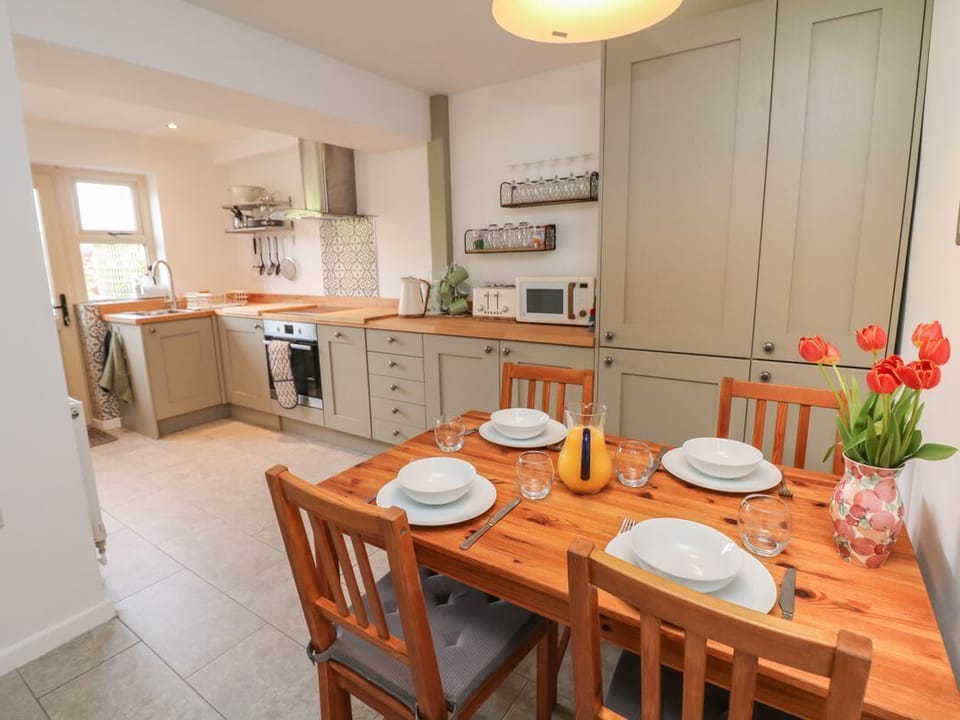 The Cottage Bradwell