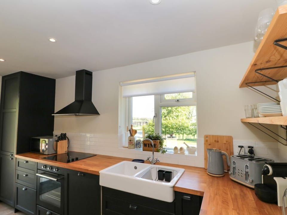 Low Grounds Cottage