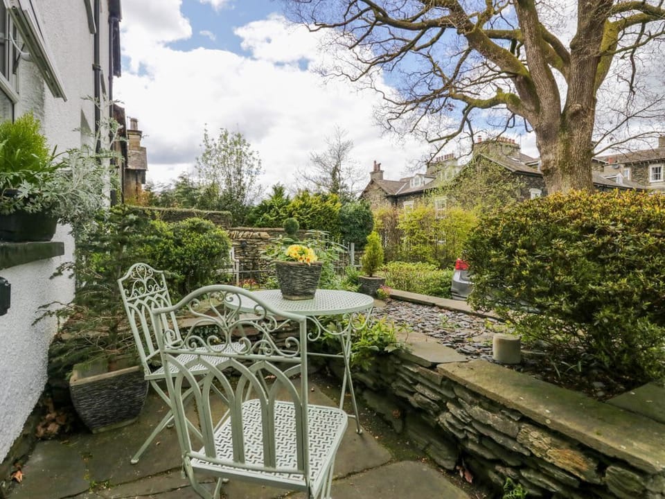 Acorn Cottage