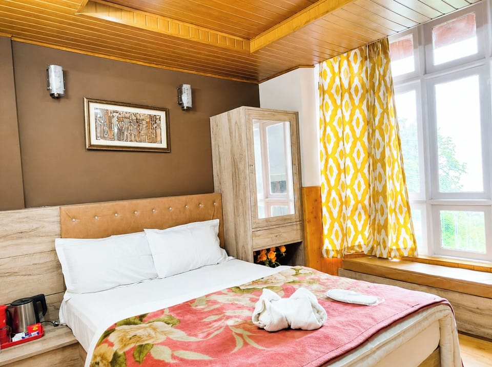 Deluxe Double Room, Mountain View | View from room
