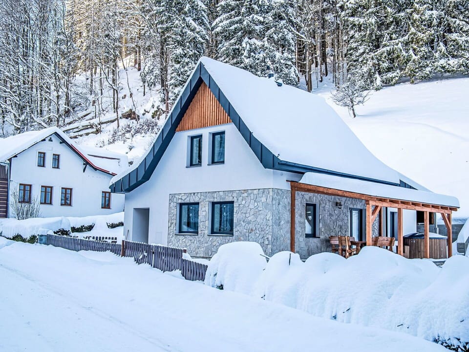 Snow, Winter, House, Cottage, Home, Roof, Freezing, Geological Phenomenon, Slope