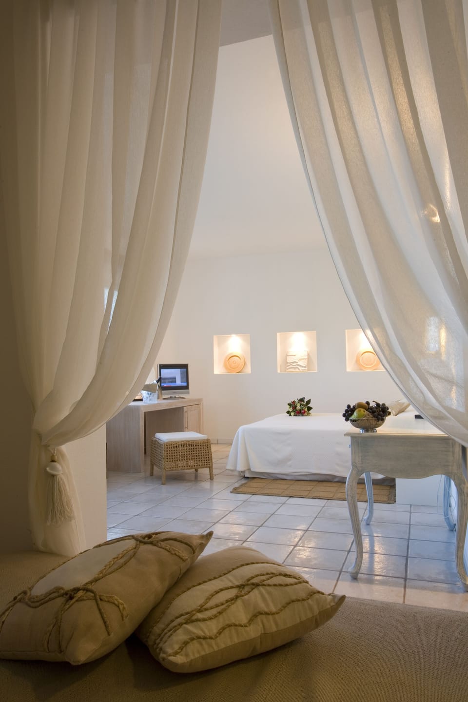 Suite, Sea View | Living area | TV