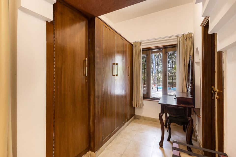 Deluxe Villa, Lake View | Interior