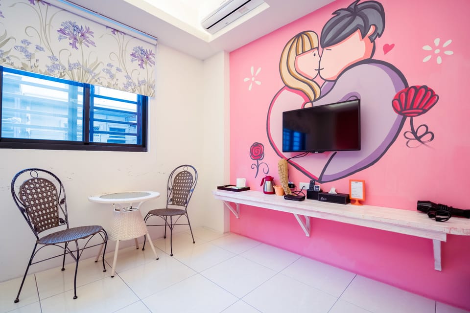 Standard Double Room, 1 Bedroom, Non Smoking, Ensuite | 1 bedroom, individually furnished, blackout drapes, free WiFi