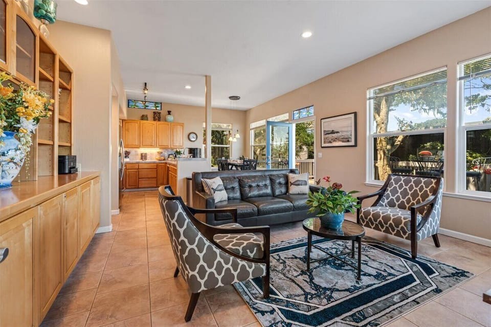 Open Concept with Living Room, Dining Area and Kitchen