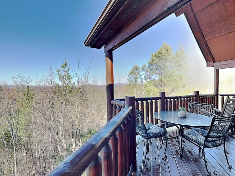Studio (2 Bedrooms) | Property amenity