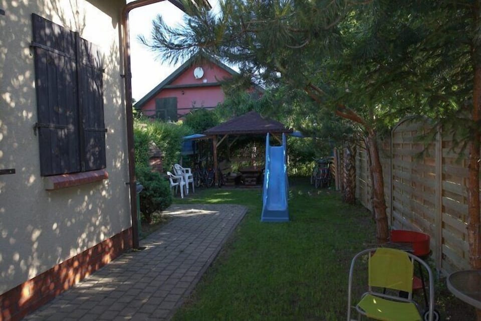 Garden [summer]