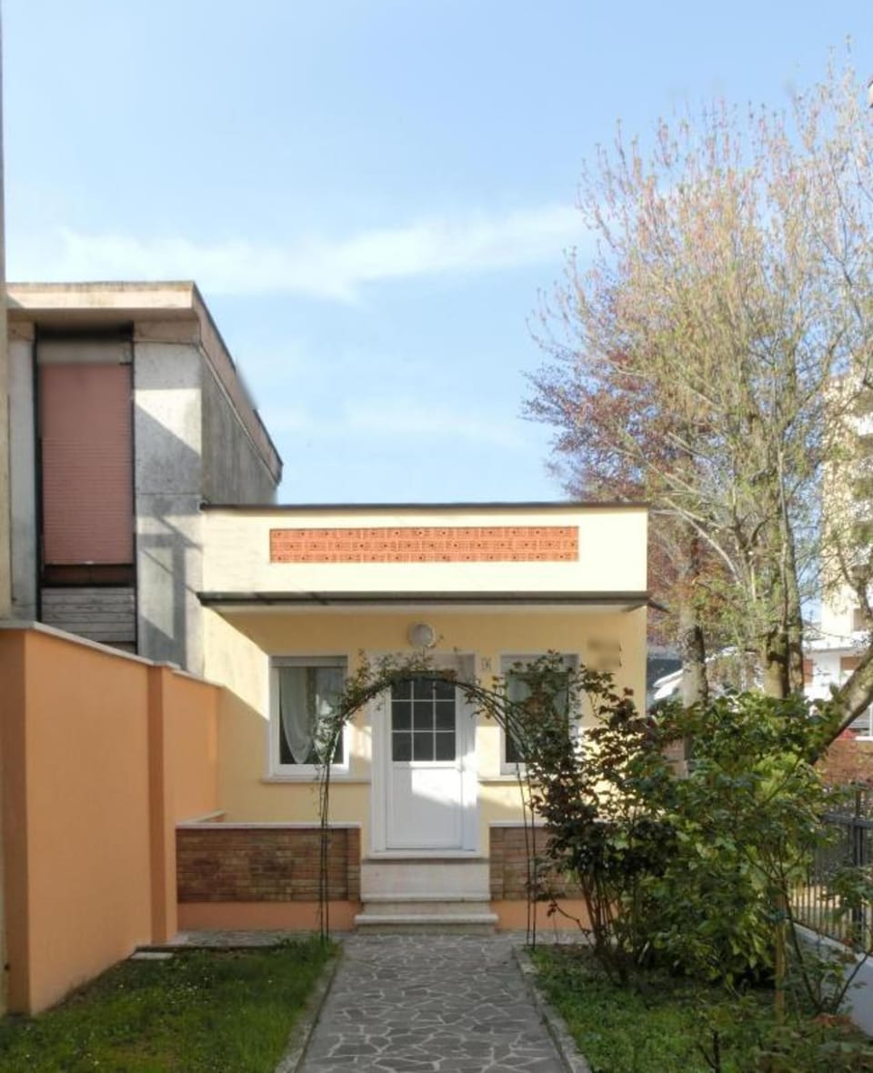House, 2 Bedrooms, Terrace, Garden View | Exterior