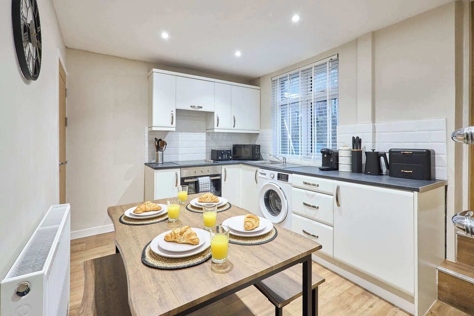 Dalegarth Cottage, Cumbria - Host & Stay