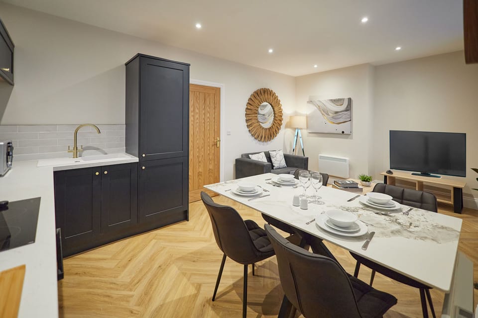Flat 1 @ Temperance House, Saltburn by the sea- Host & Stay