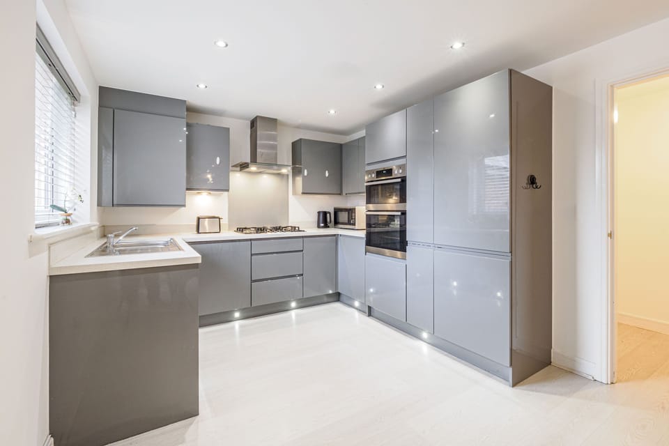 Flourishing Court, Canterbury - Host & Stay