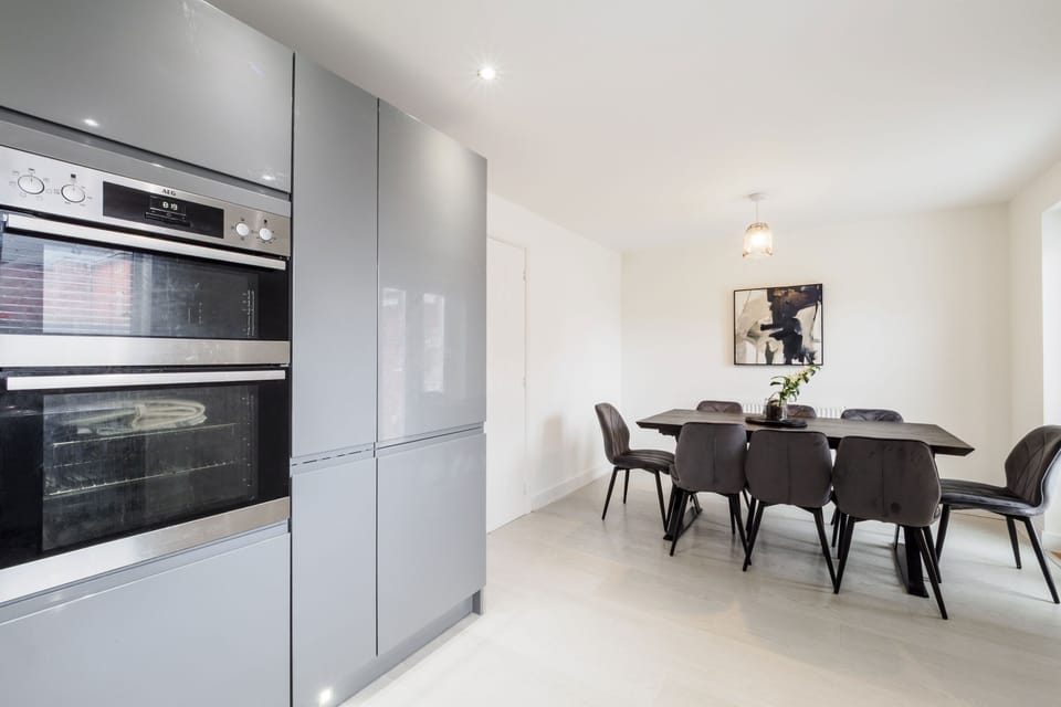 Flourishing Court, Canterbury - Host & Stay