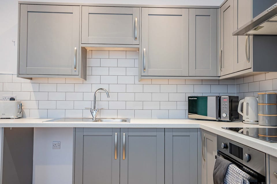 Foley House Flat, Malvern - Host & Stay