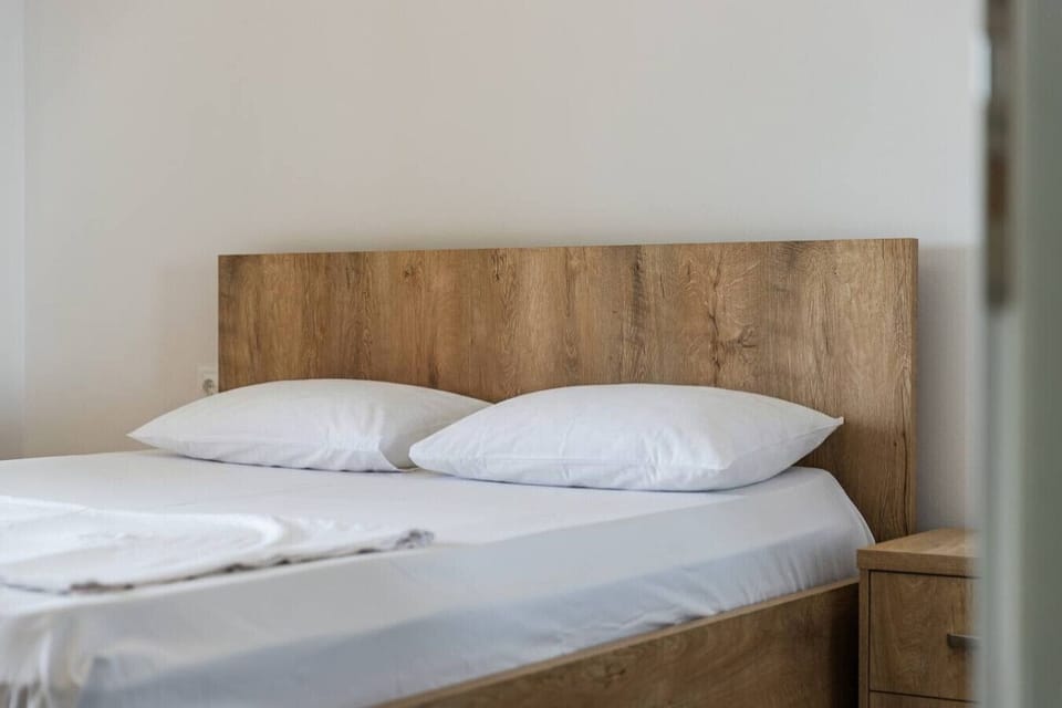 Bedroom details