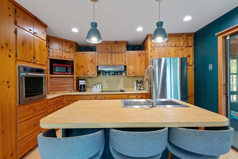 Kitchen | Stainless Steel Refrigerator | Kitchen Island Sink
