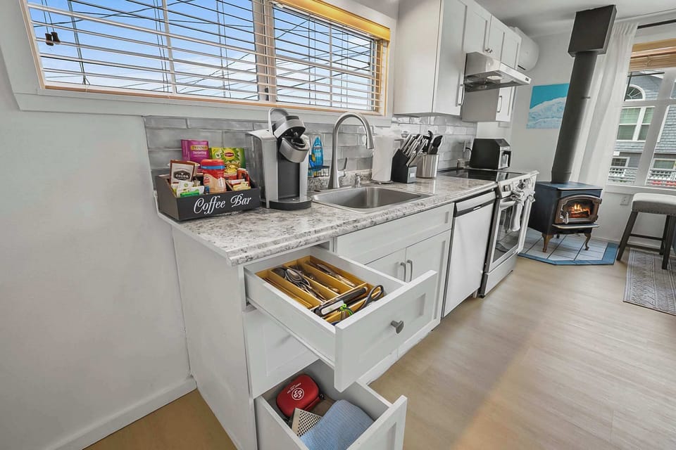 Fully stocked kitchen.