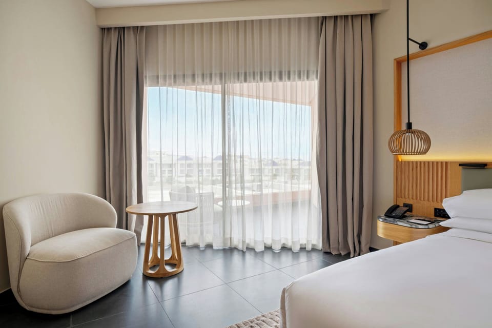 Room, 1 King Bed, Balcony, Resort View | Premium bedding, minibar, in-room safe, desk