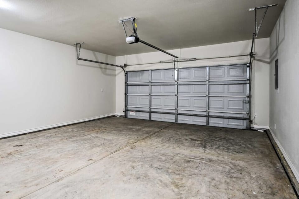 Single Car Garage | Interior Parking | Overhead Door