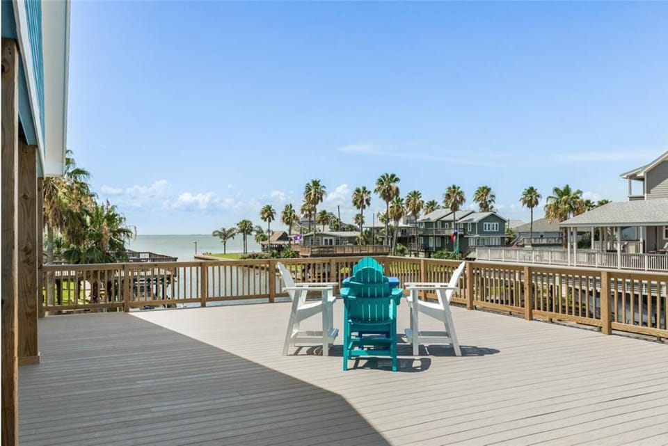 Deck  View