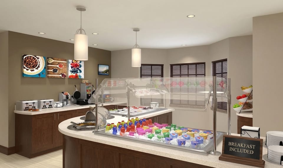 Enjoy FREE WEEKDAY BREAKFAST during your stay.