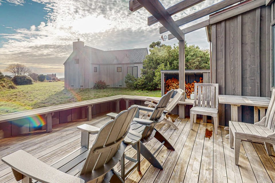 Your mornings on the deck will be blissful, as you sip coffee surrounded by nature and take in the serene views of the landscape stretching before you.
