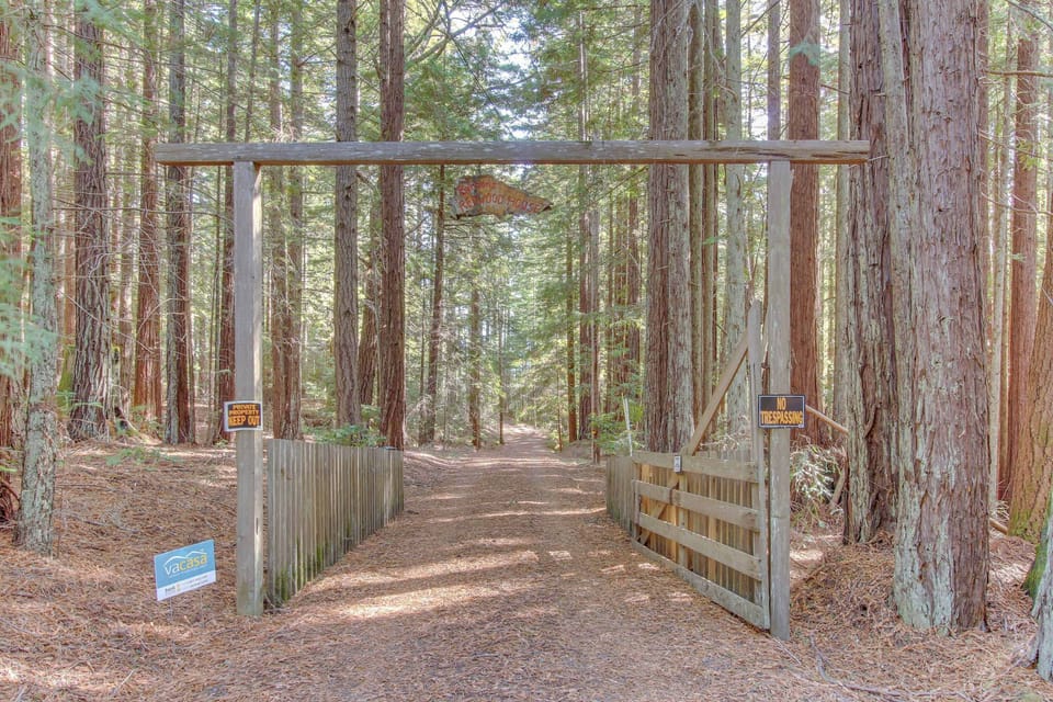 Welcome to your tranquil escape! The entrance invites you to explore the enchanting trails and natural wonders of the area.