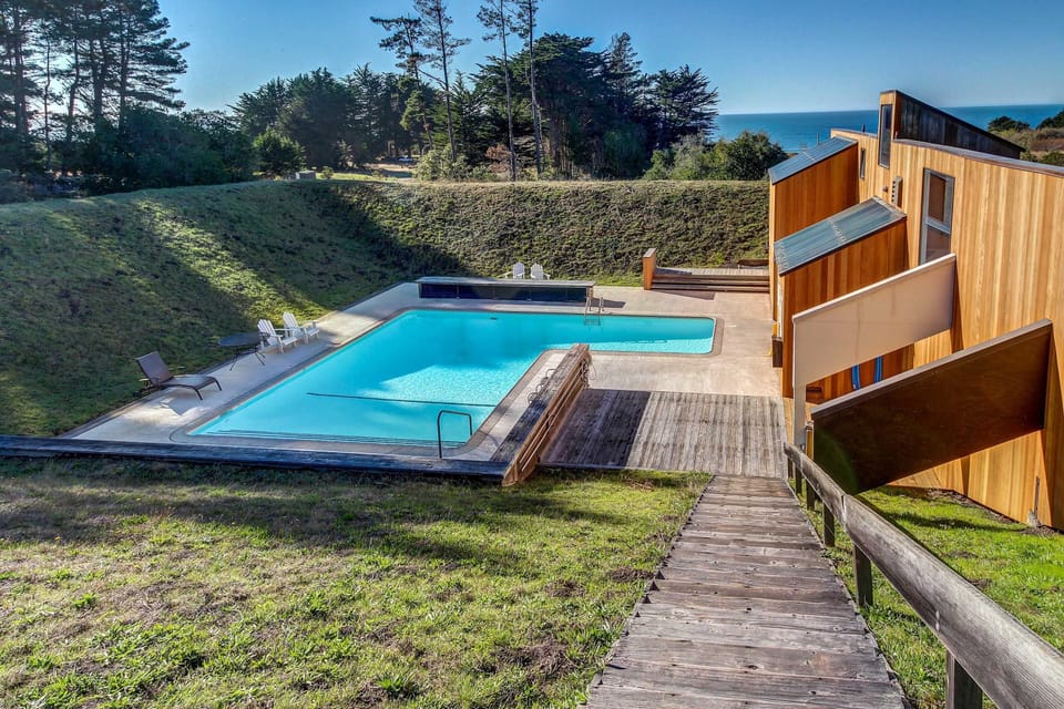 Venture out to your private deck, the perfect perch for soaking in sun-kissed days and starlit evenings with ocean views.