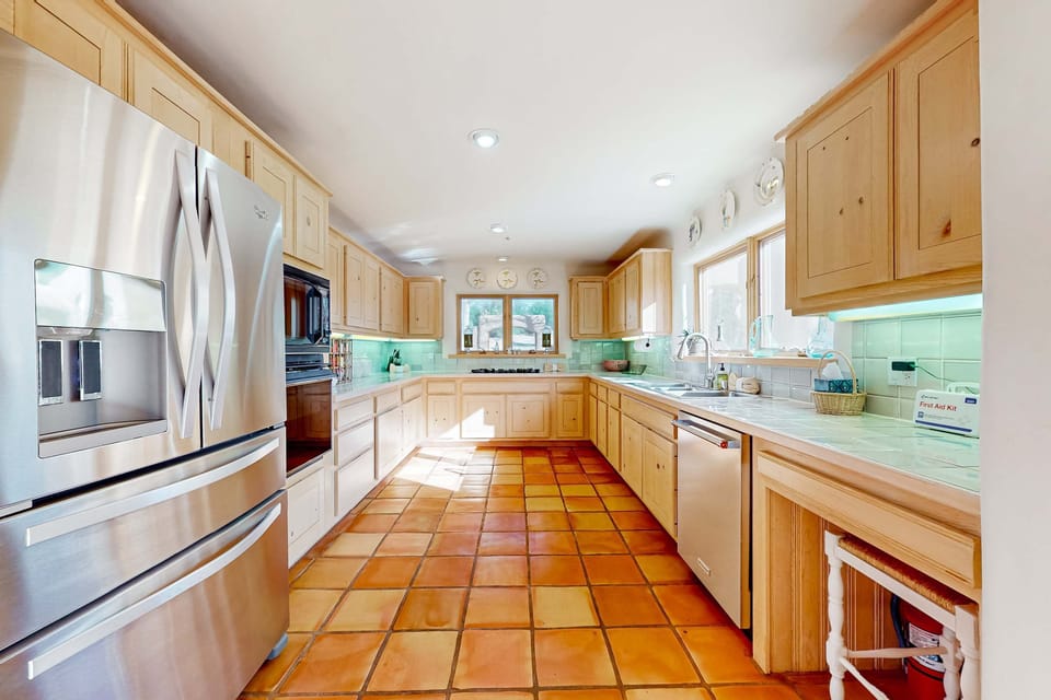 Cook with room to spread out in the full stainless kitchen