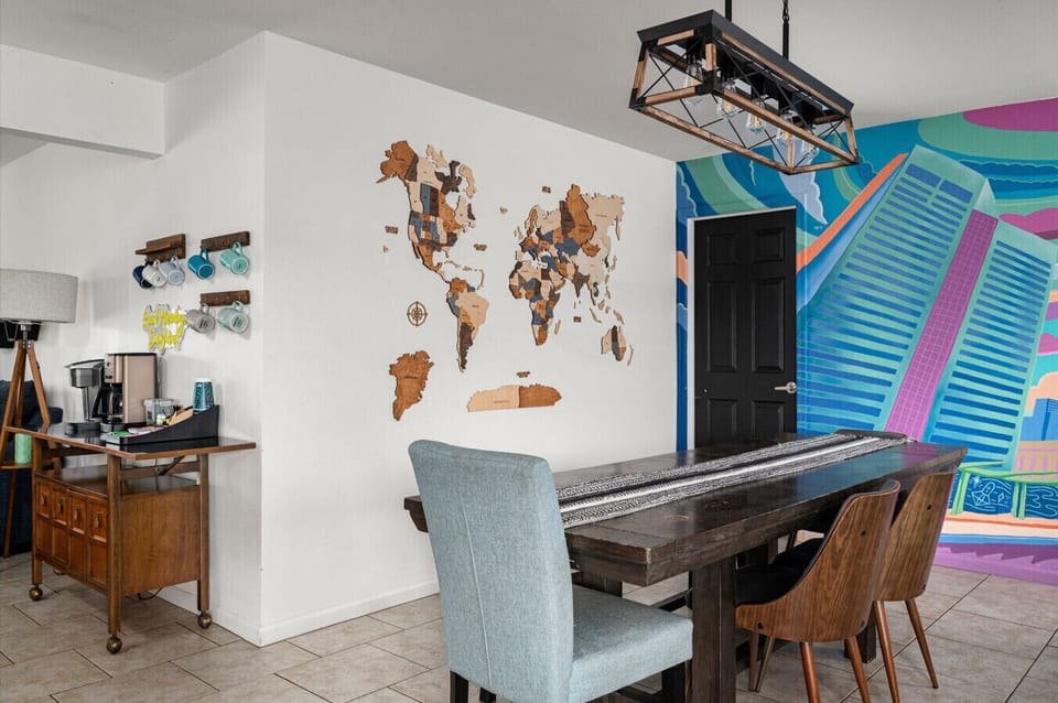 Dining and Entrance to Laundry