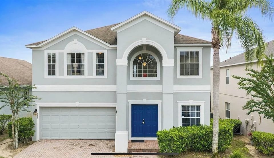 House exterior 