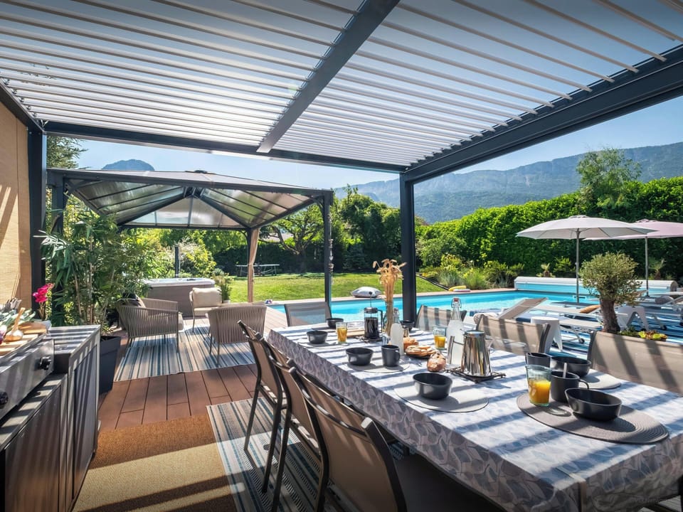 Summer kitchen