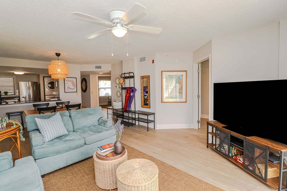 St. Augustine Beach Rentals Living Room