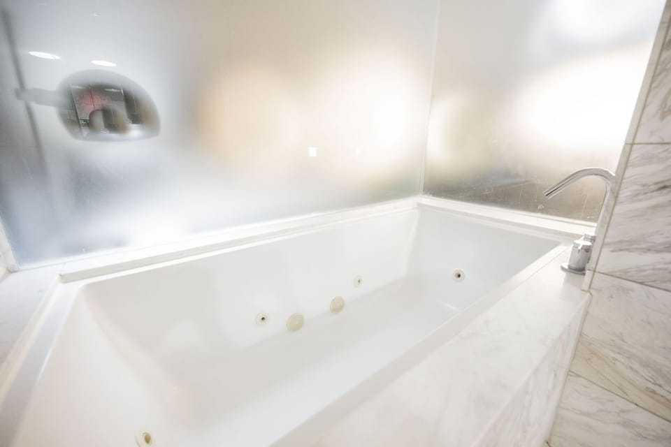 Indulge in Jetted Luxury